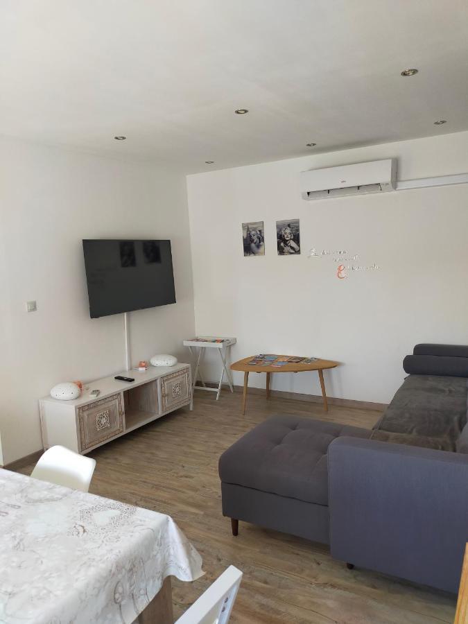 Atypique Apartment Arles